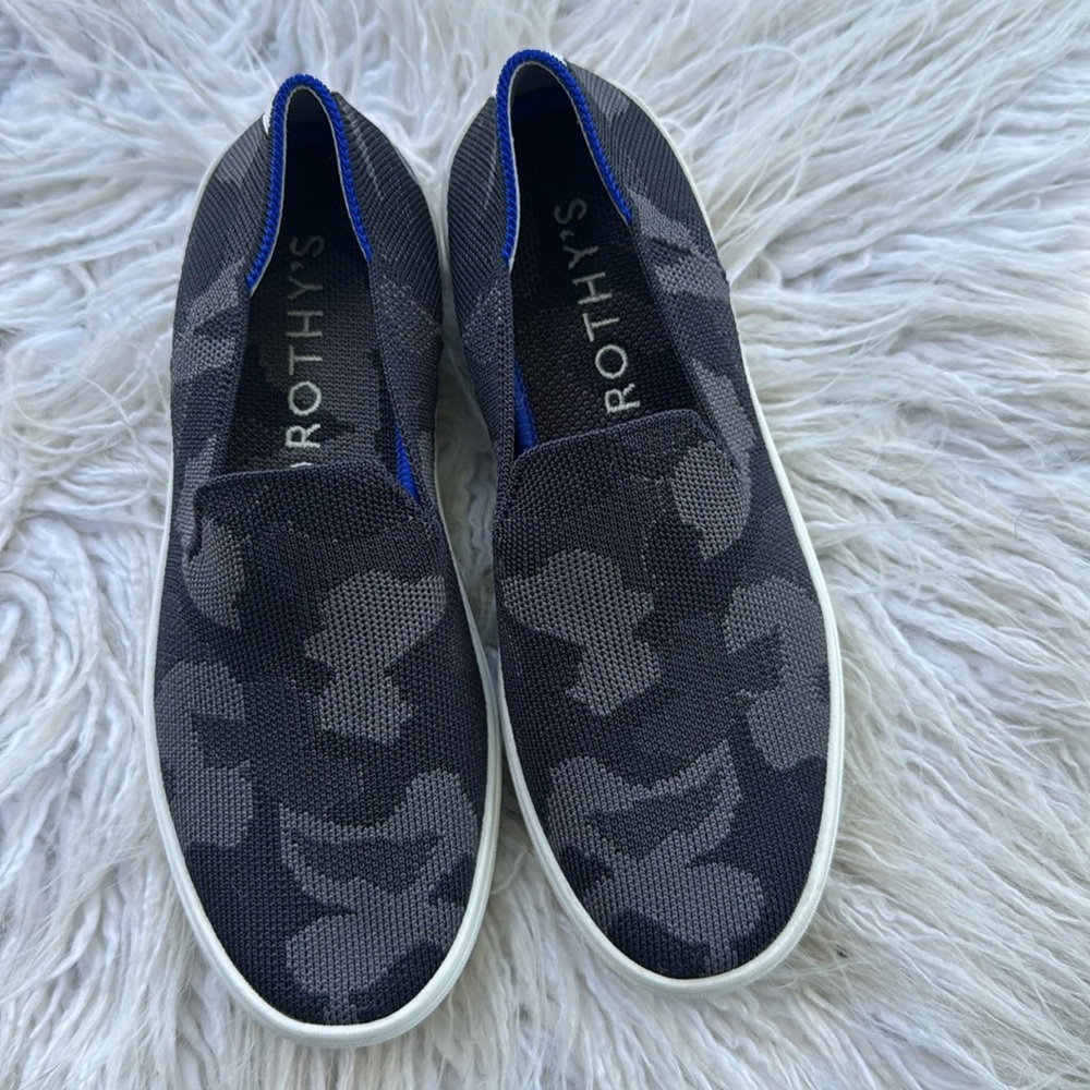 Rothy's kids Black and Gray Patterned Sneakers